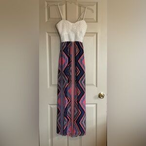 Rue 21 Women’s Maxi dress Size Small Multicolor geometric Pattern.  Pre-owned.